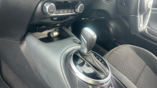 Nissan Juke 1.0 DiG-T N-Connecta 5dr DCT Petrol Hatchback